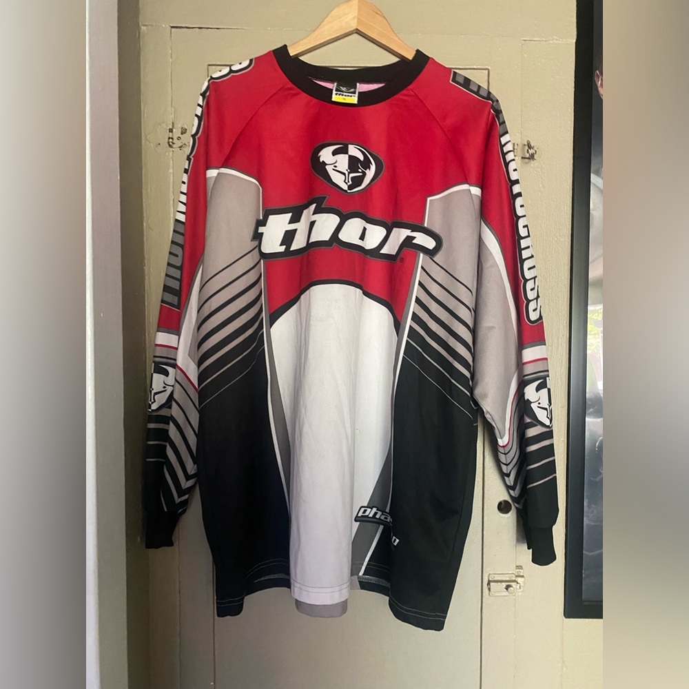 Thor long sleeve shirt XL like new